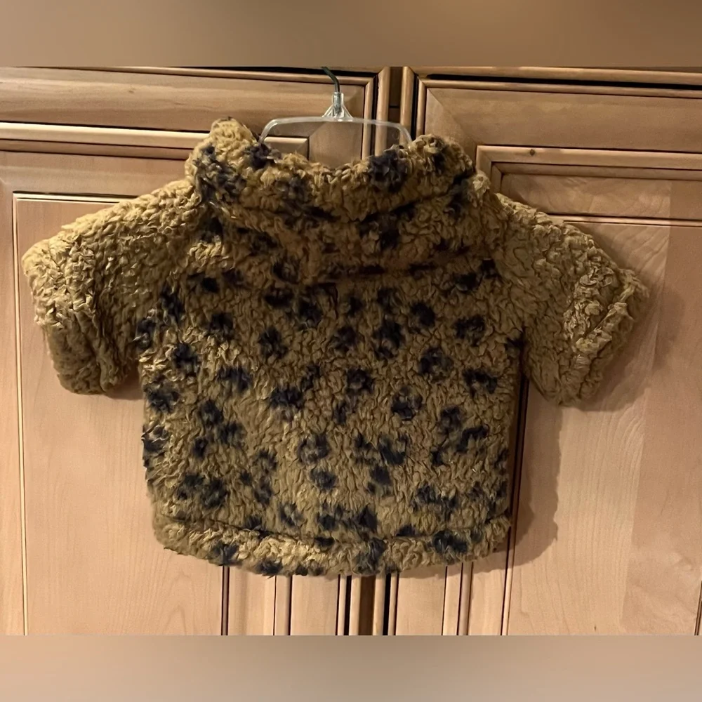 NWT Offleash by Aerie Leopard Sherpa Sweater XS